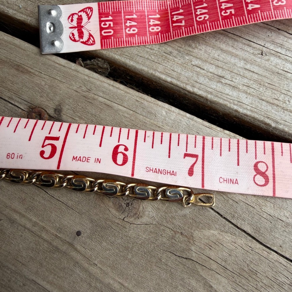 S Link Chain Bracelet Unisex 7.5 Inch Gold Tone Polished Interlocking Link - Picture 5 of 5